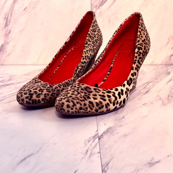 leopard print shoes 2 inch heel